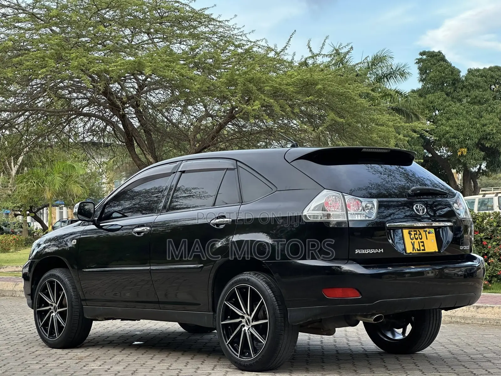 Toyota Harrier 2012 Black