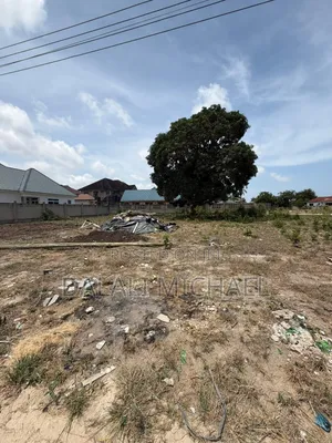 Plot for Sale 805 SQMS