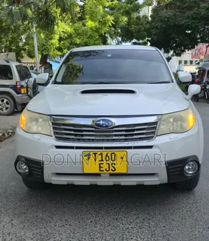 Subaru Forester 2.0D X 2009 White
