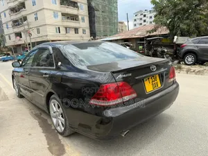 Toyota Crown 2006 Black