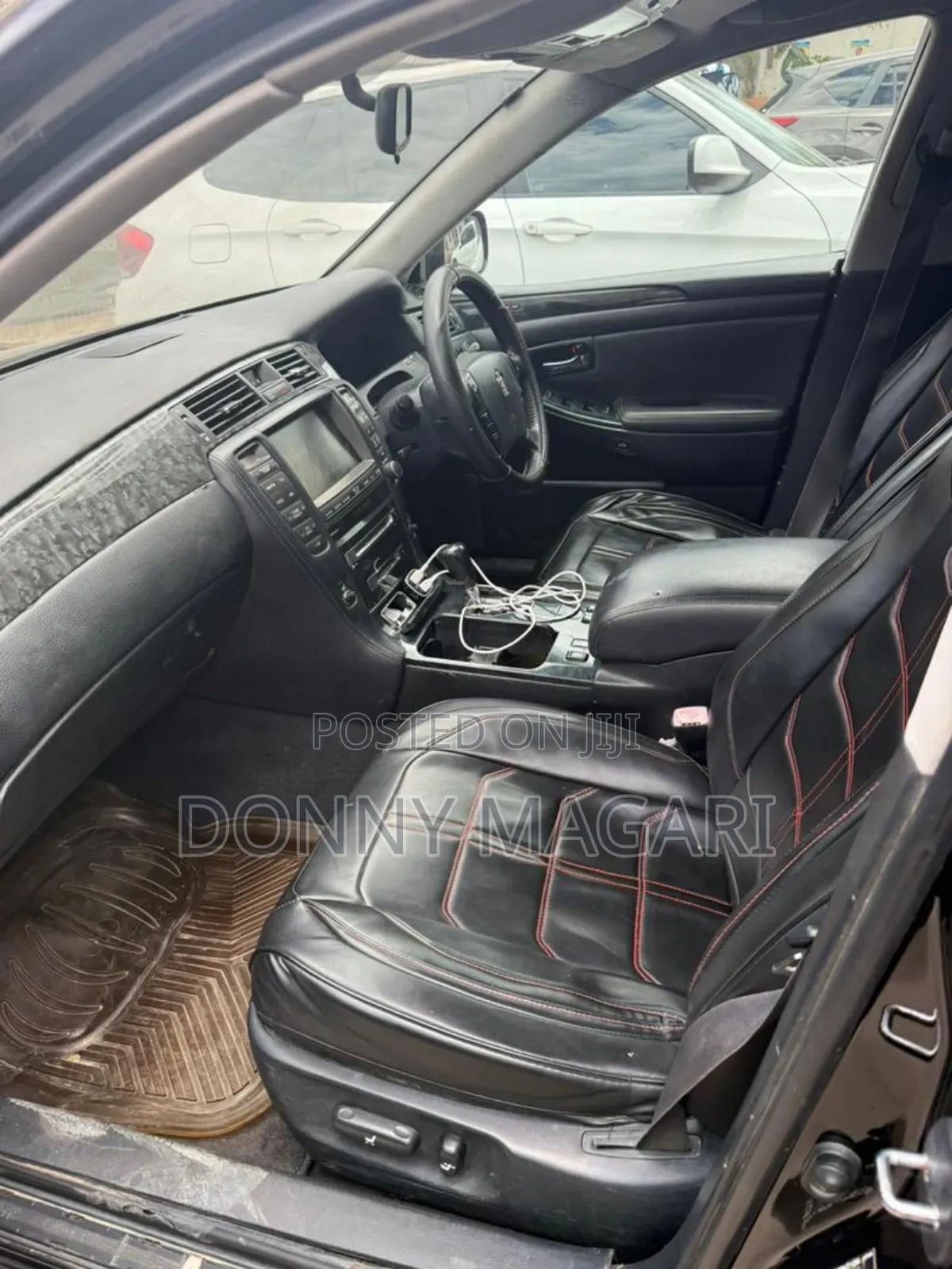 Toyota Crown 2006 Black