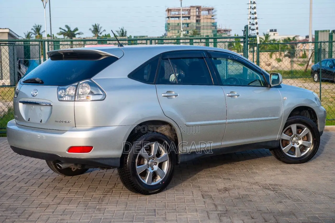 Toyota Harrier 2006 Silver