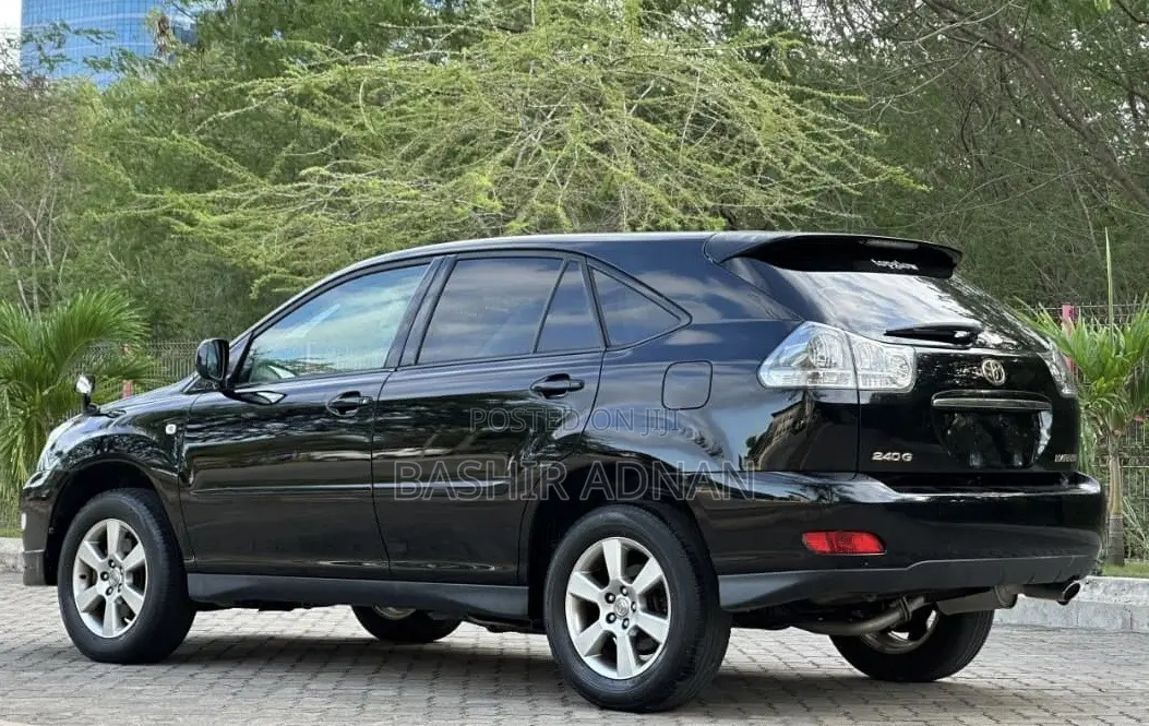 Toyota Harrier 2.4 2006 Black