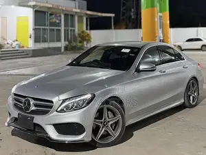 Mercedes-Benz C220 Classic 2015 Silver