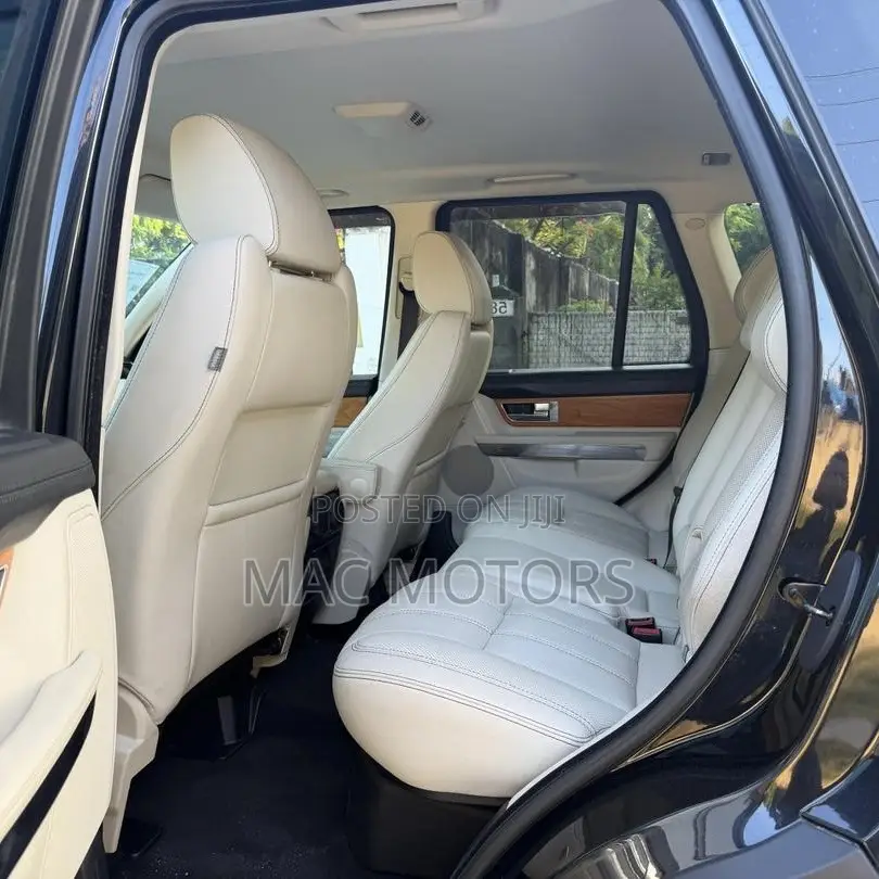 Land Rover Range Rover Sport 2012 Black