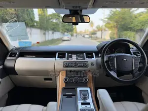 Land Rover Range Rover Sport 2012 Black