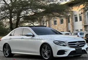 Mercedes-Benz E200 2016 Black