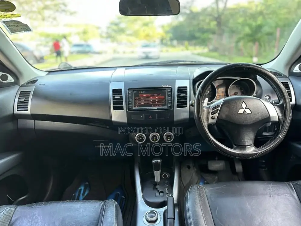 Mitsubishi Outlander 2.4 2009 Black