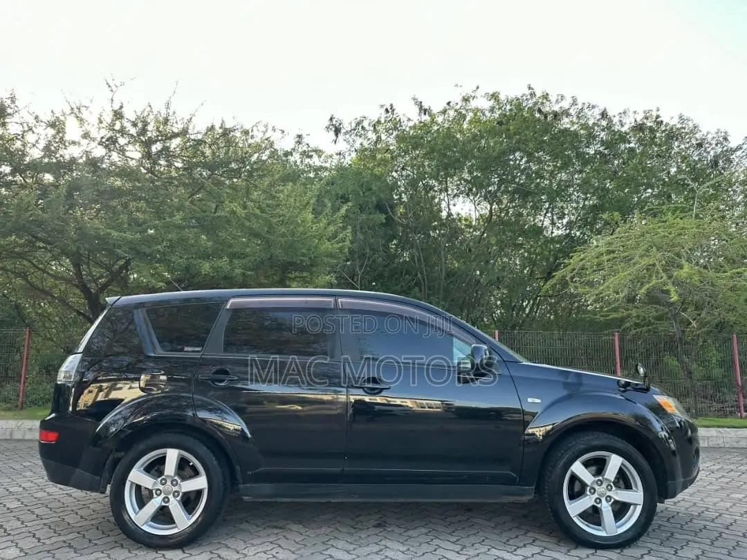 Mitsubishi Outlander 2.4 2009 Black
