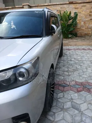 Toyota Corolla Rumion Hatchback 1.5 FWD 2010 Silver