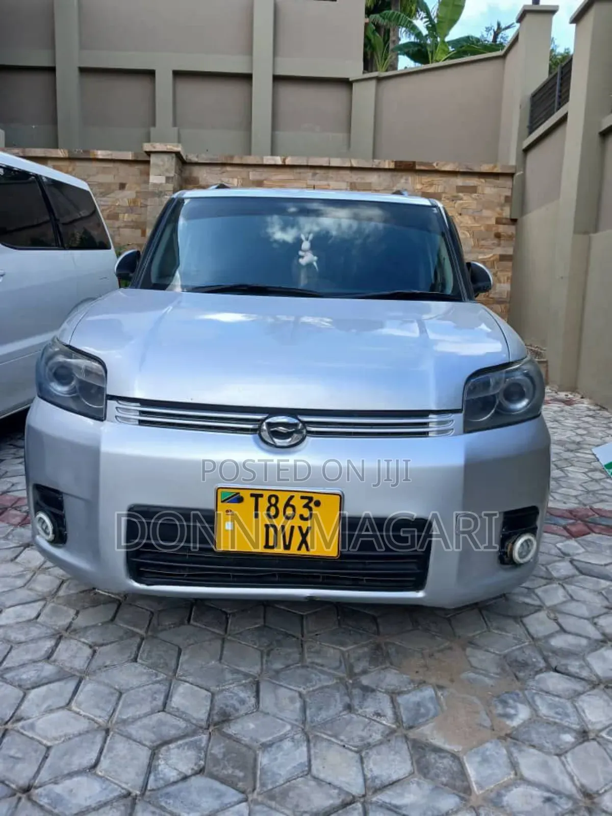 Toyota Corolla Rumion Hatchback 1.5 FWD 2010 Silver