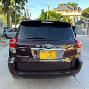 Toyota Vanguard 2011 Maroon