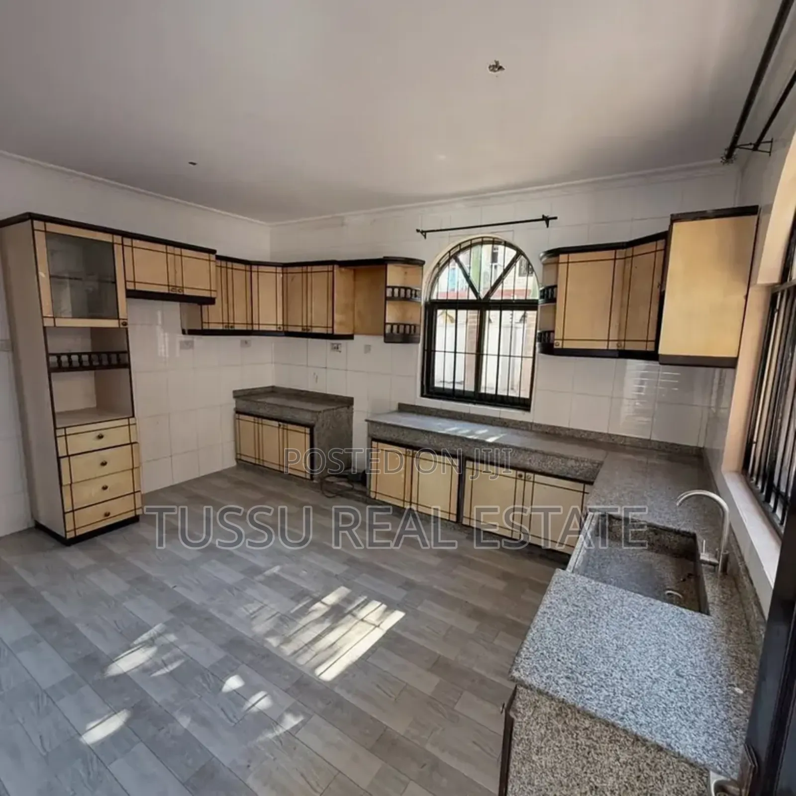 3bdrm House in Africana Rd, Mbezi Beach for rent