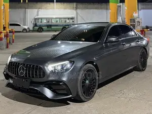 Mercedes-Benz E200 2020 Gray