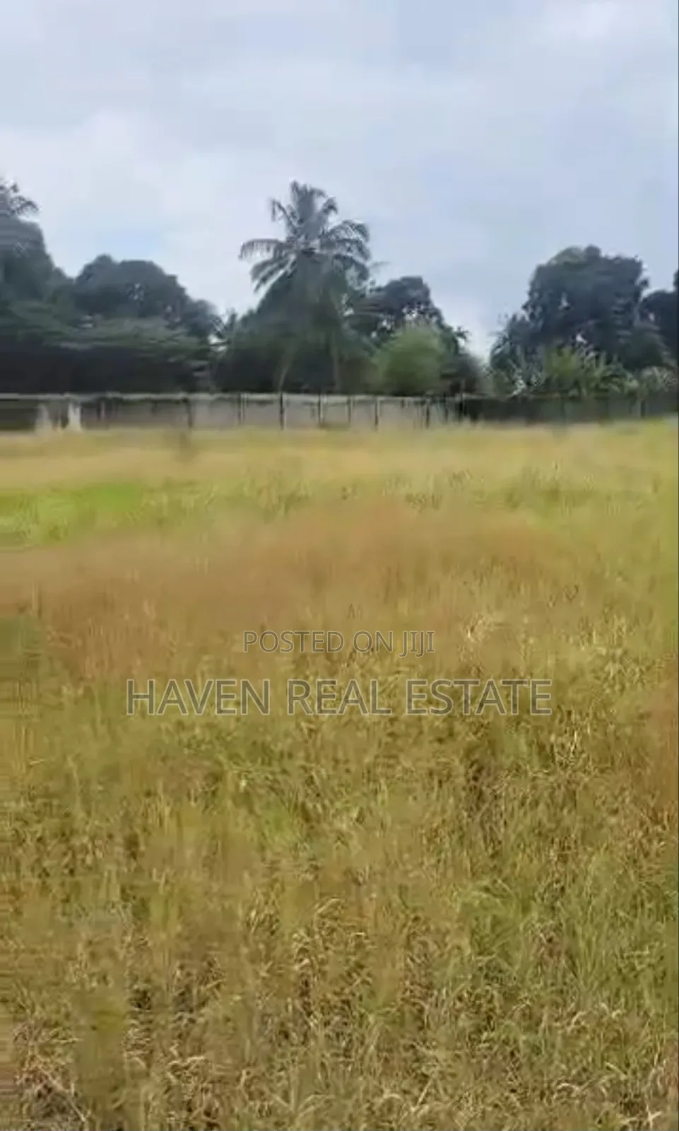 Yard Ya 2.15 Acees Inauzwa Kibaha Misugusugu