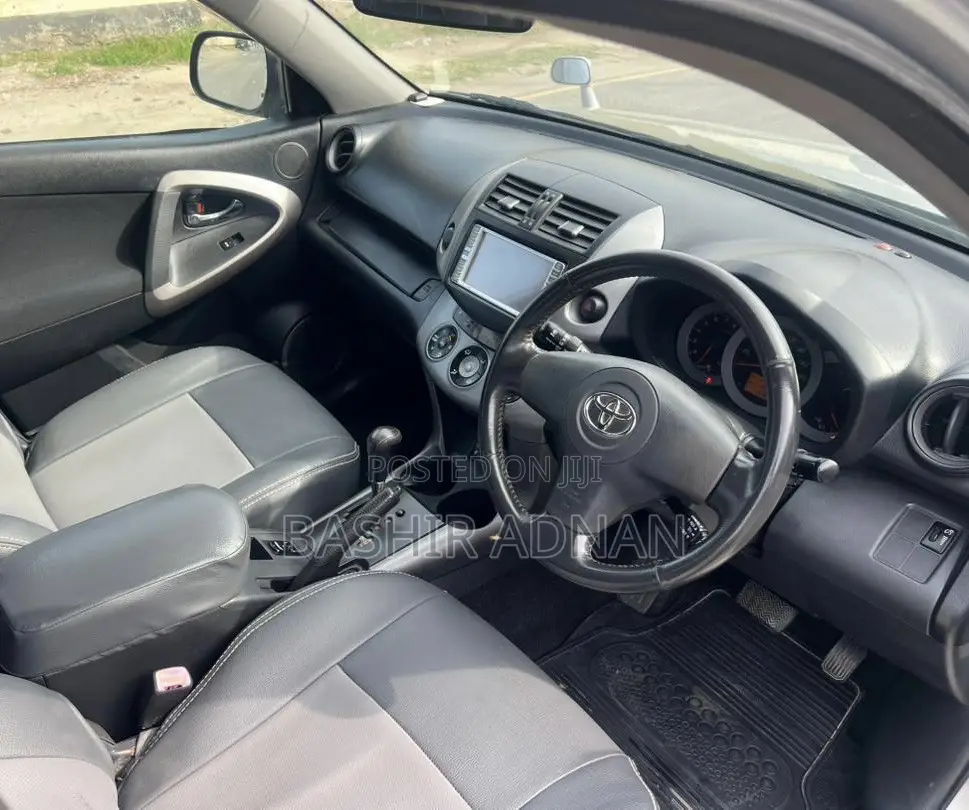Toyota RAV4 2006 Silver