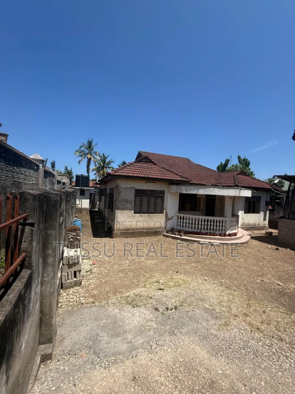 3bdrm House in Mbezibeach for sale