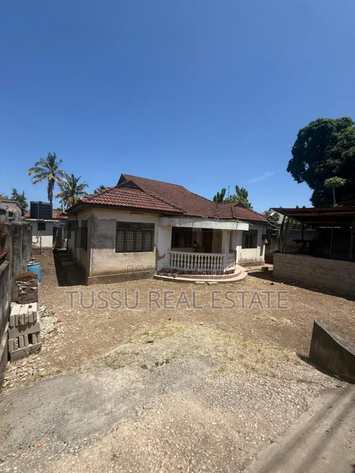 3bdrm House in Mbezibeach for sale