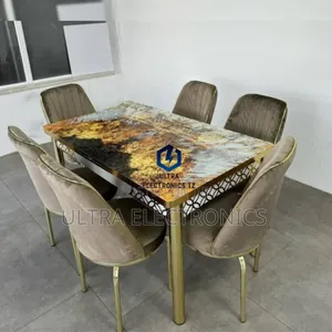 Modern Luxury Marble Restaurant/ Dining Table 6 Seaters Stylish