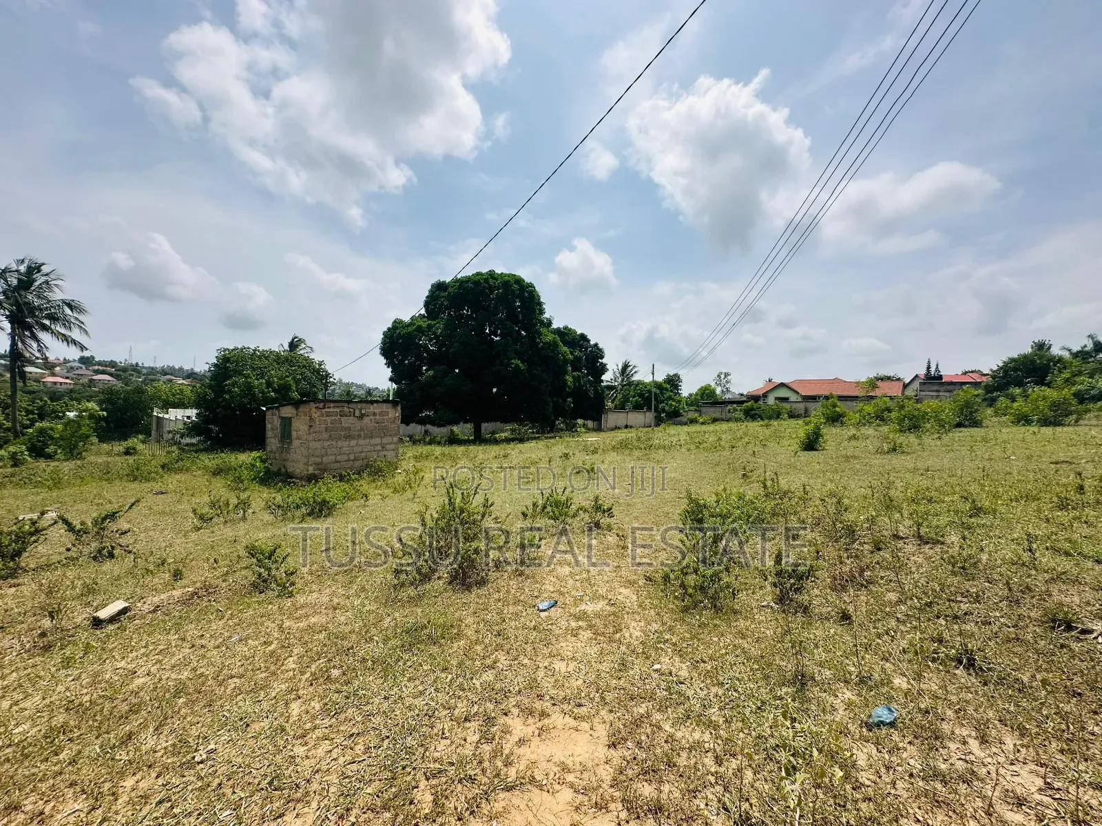 Plot for Sale in Sala Sala