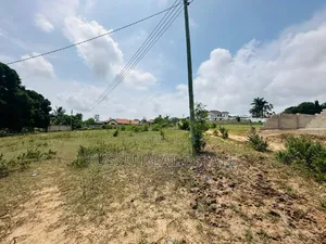 Plot for Sale in Sala Sala