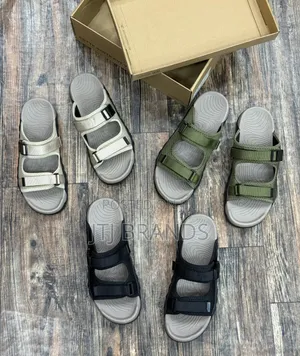 Generalizer New Sandals