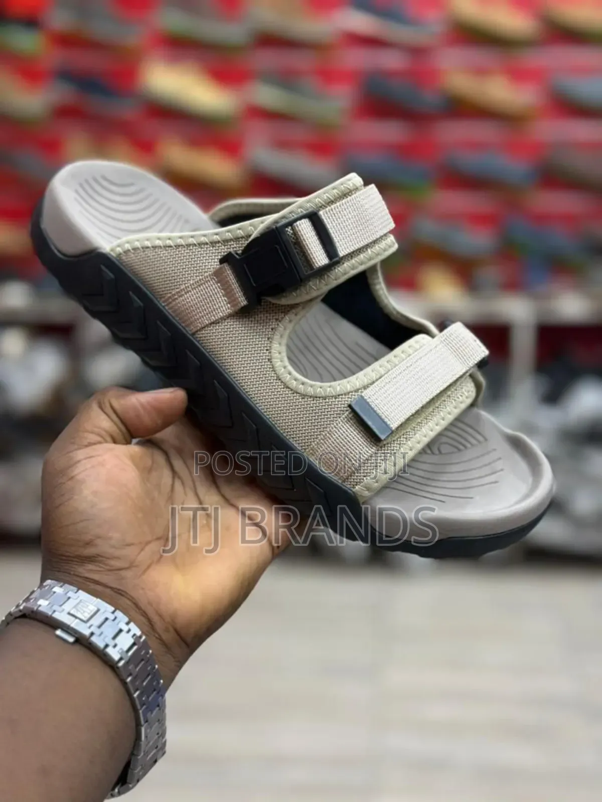 Generalizer New Sandals