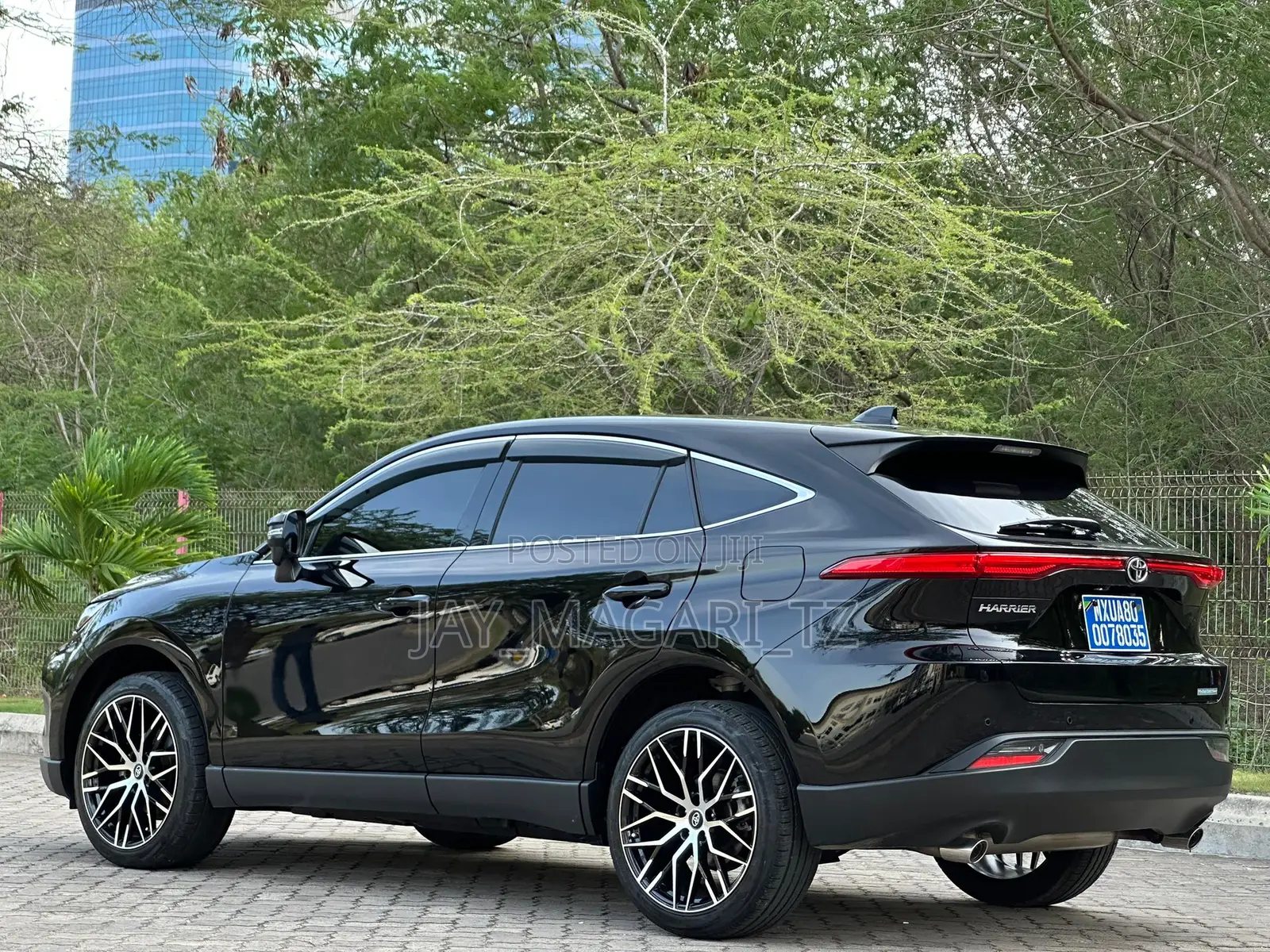 Toyota Harrier 2022 Black