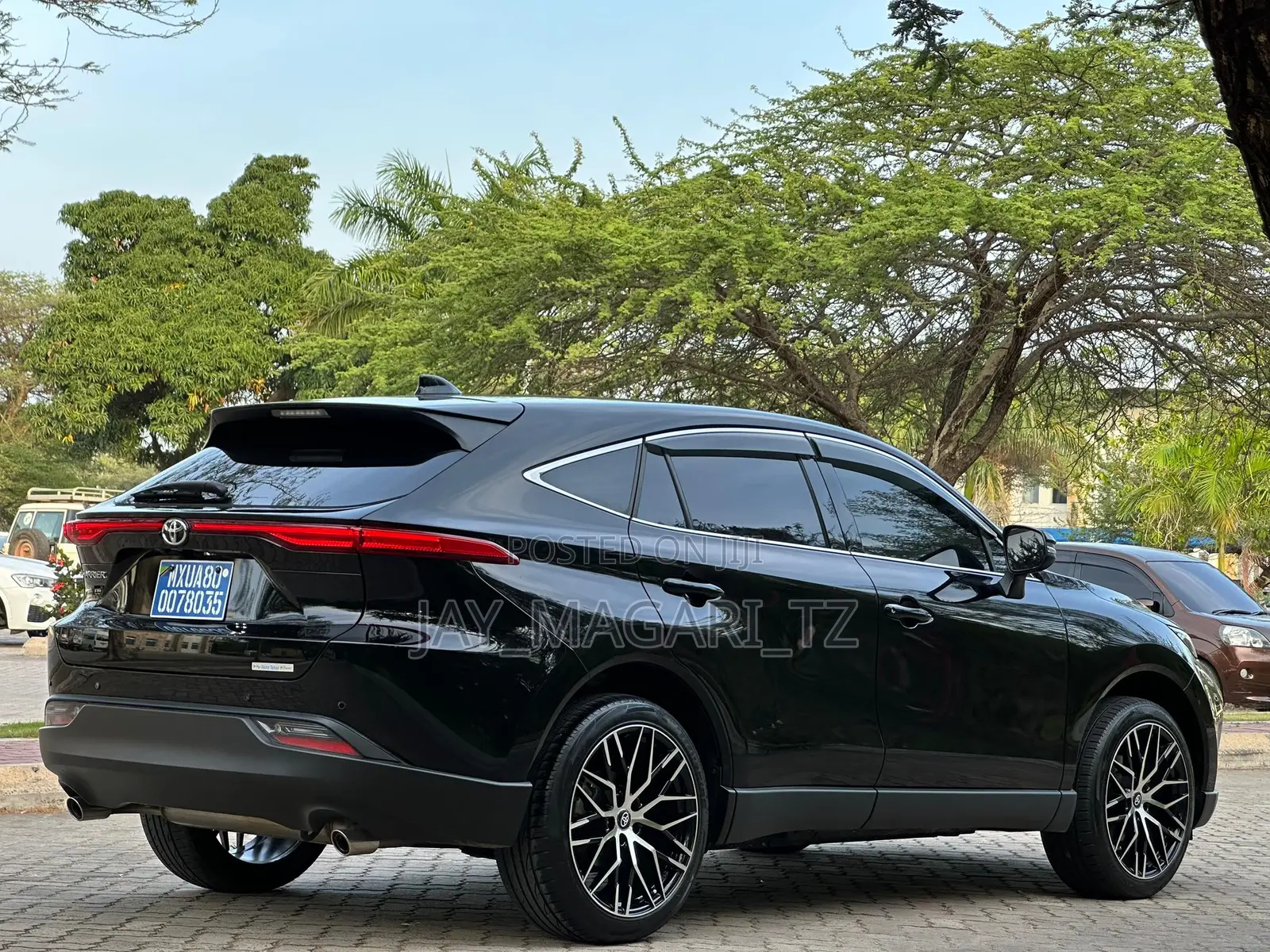 Toyota Harrier 2022 Black
