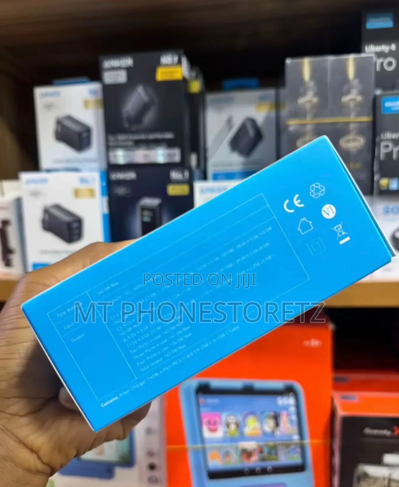 Anker  Fast Charg 4 Dev 140w –