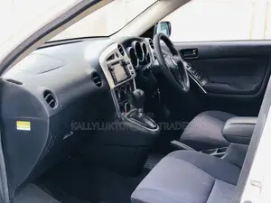 Toyota Voltz 2005 White