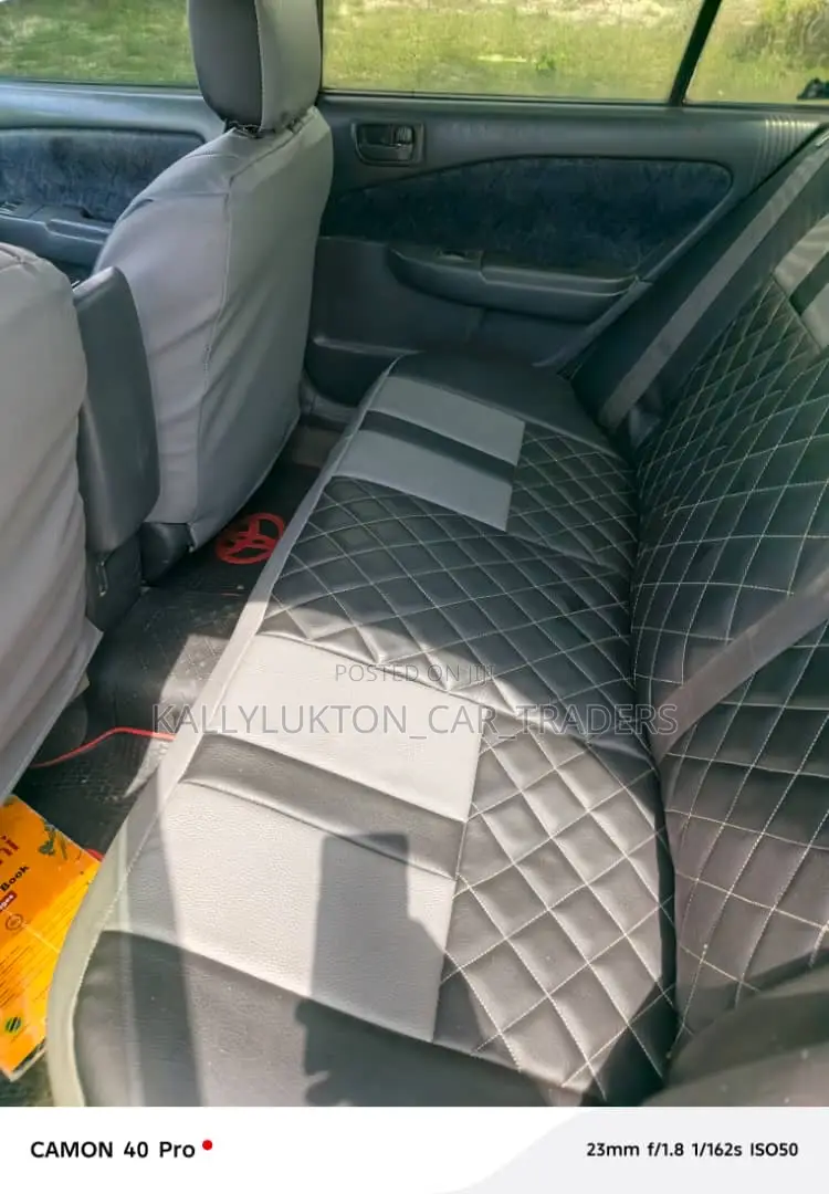 Toyota Carina 2001 Silver