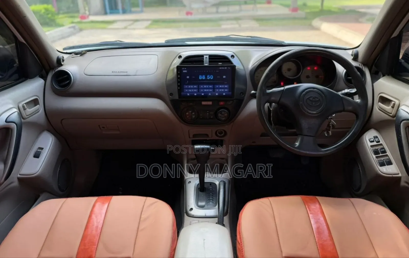Toyota RAV4 Automatic 2003 White