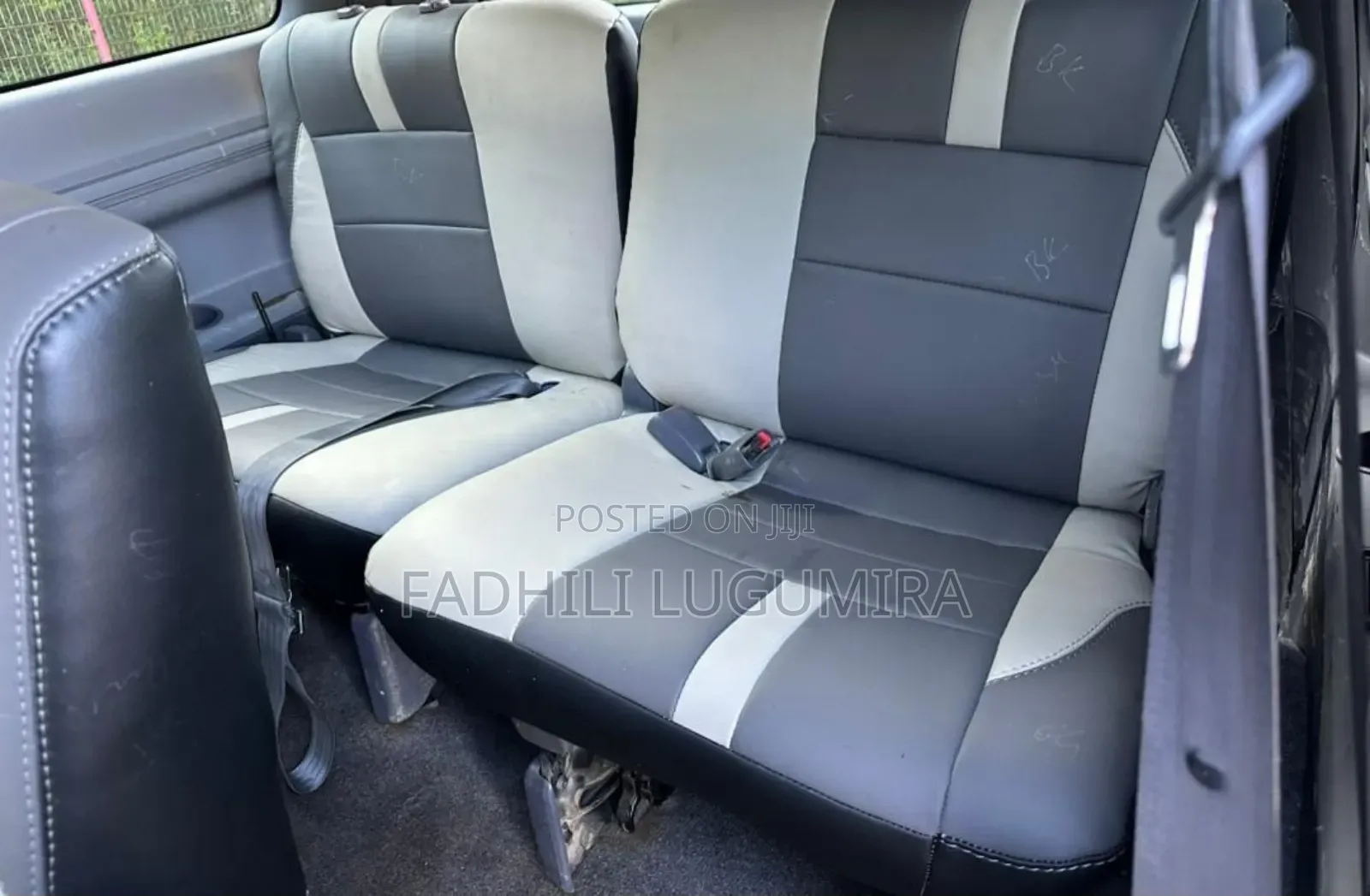 Toyota Noah 2001 Silver