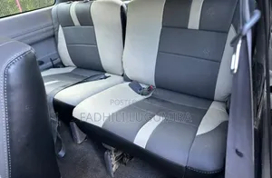 Toyota Noah 2001 Silver