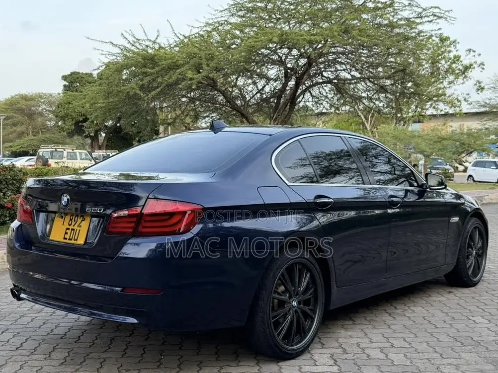 BMW 5 Series 2013 Blue