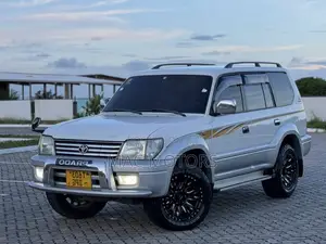 Toyota Land Cruiser Prado 3.0 D-4D 5dr 2000 Pearl