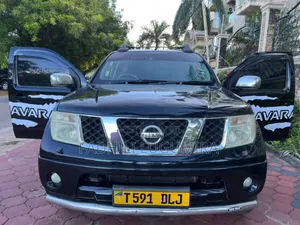Nissan Navara 2007 Black