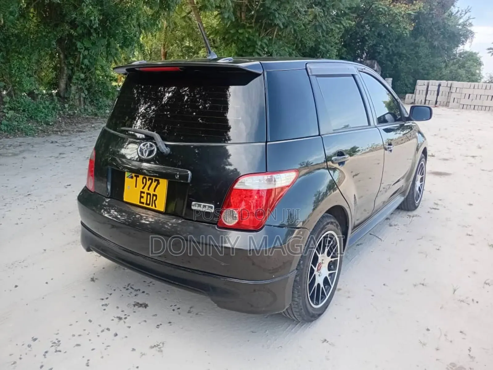 Toyota IST 2006 Black