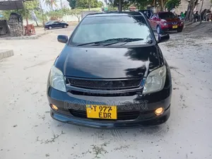 Toyota IST 2006 Black