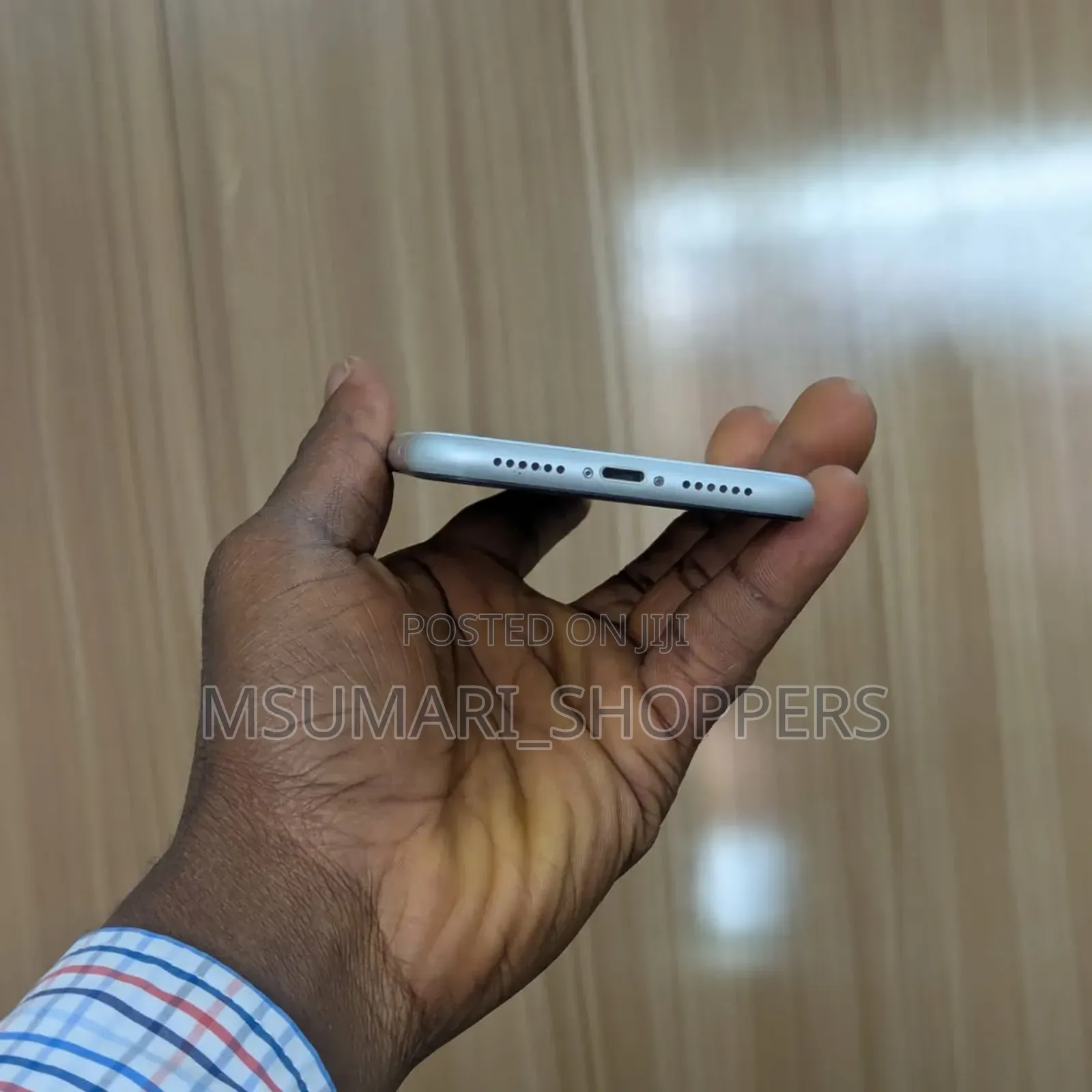 Apple XR 128 GB White