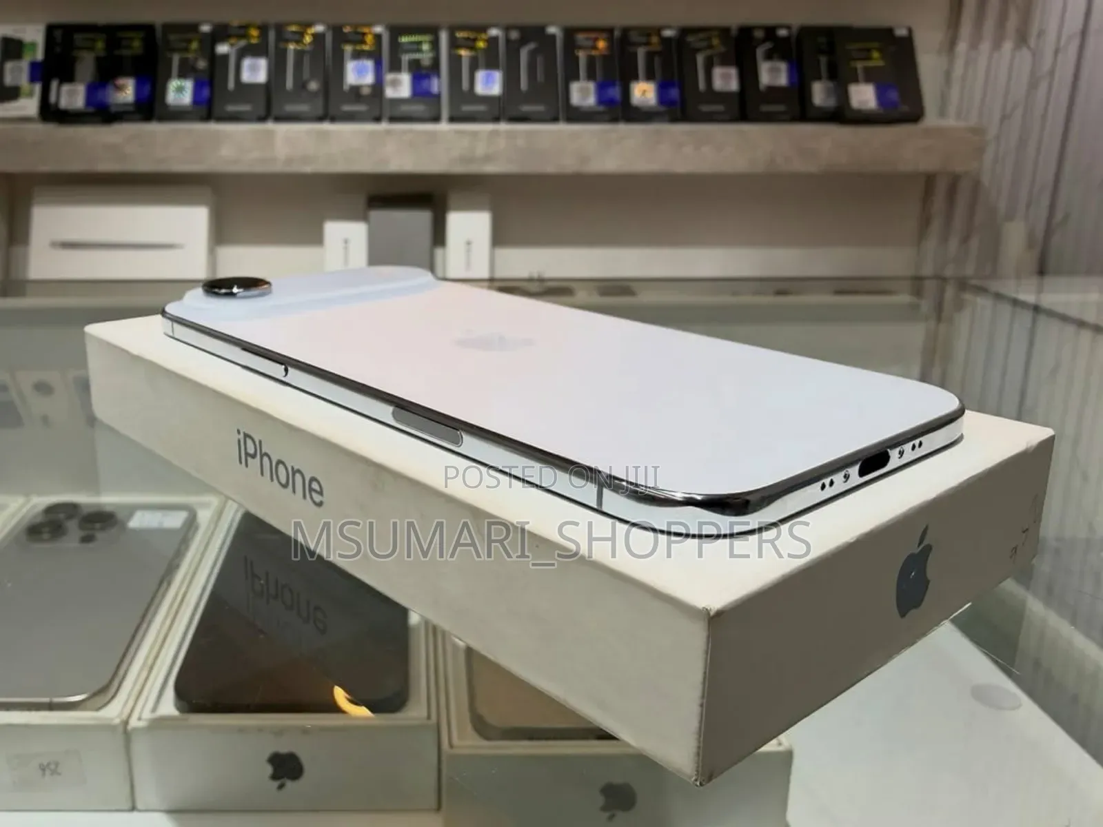 New Apple iPhone 17 256 GB White