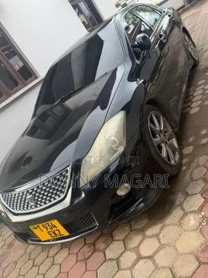 Toyota Crown 2010 Black