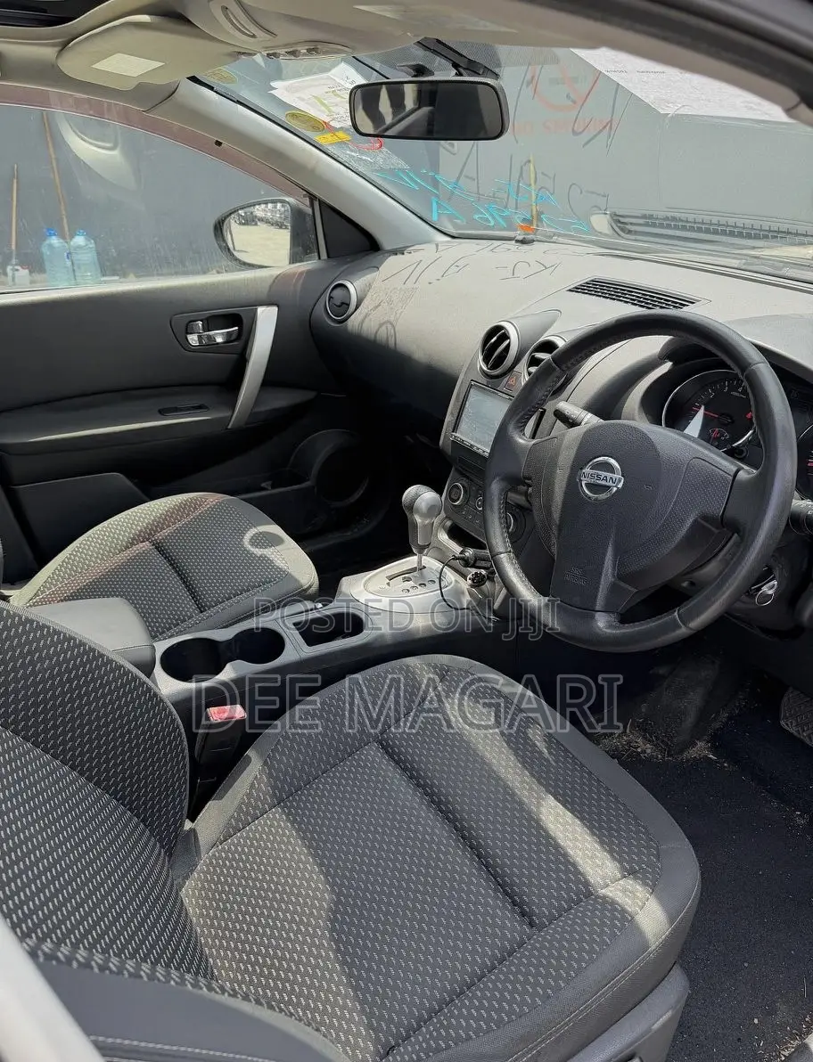 Nissan Dualis 2013 Black