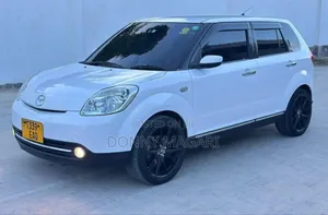 Mazda Verisa 2010 White