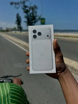 New Apple iPhone 17 Pro Max 256 GB Silver