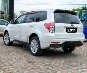 Subaru Forester 2.5X Automatic 2011 White