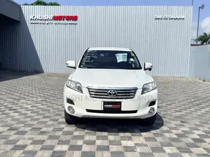 Toyota Vanguard 2008 White