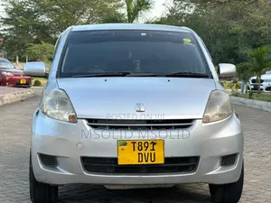 Toyota Passo 2005 Silver