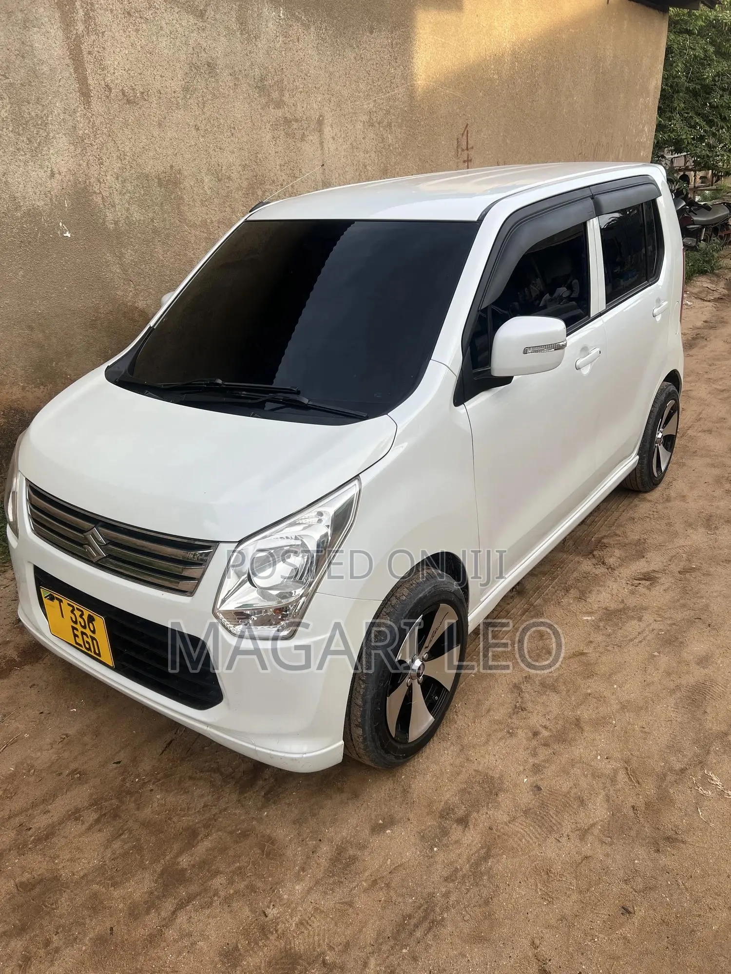 Suzuki Wagon R 2012 White